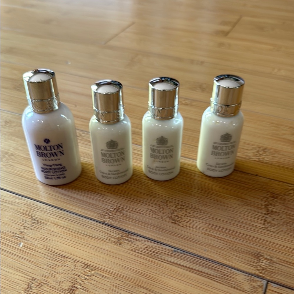 Molton Brown London Travel size Nourishing Body Lotion
